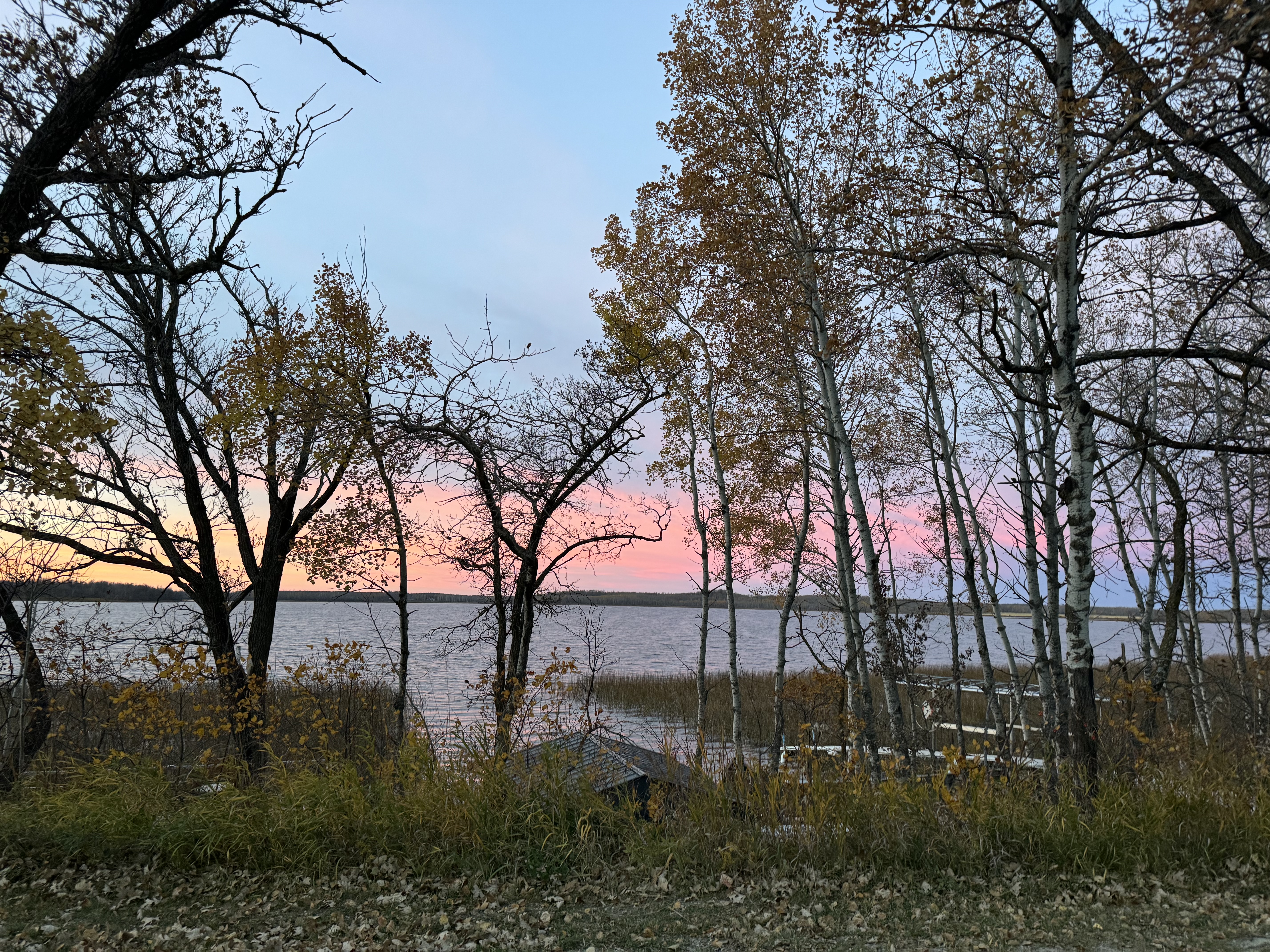 Lake sunset from the GrydSeekr field